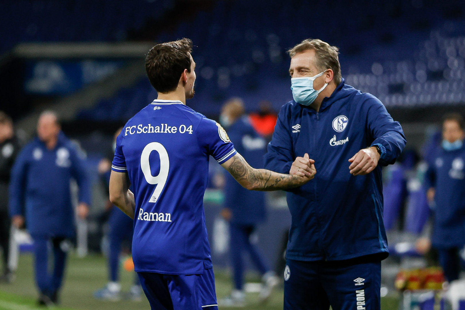 包含德国杯转会期再迎强敌；浙江稠州强势反弹；主帅态度：目标明确；球探报告显示潜力的词条